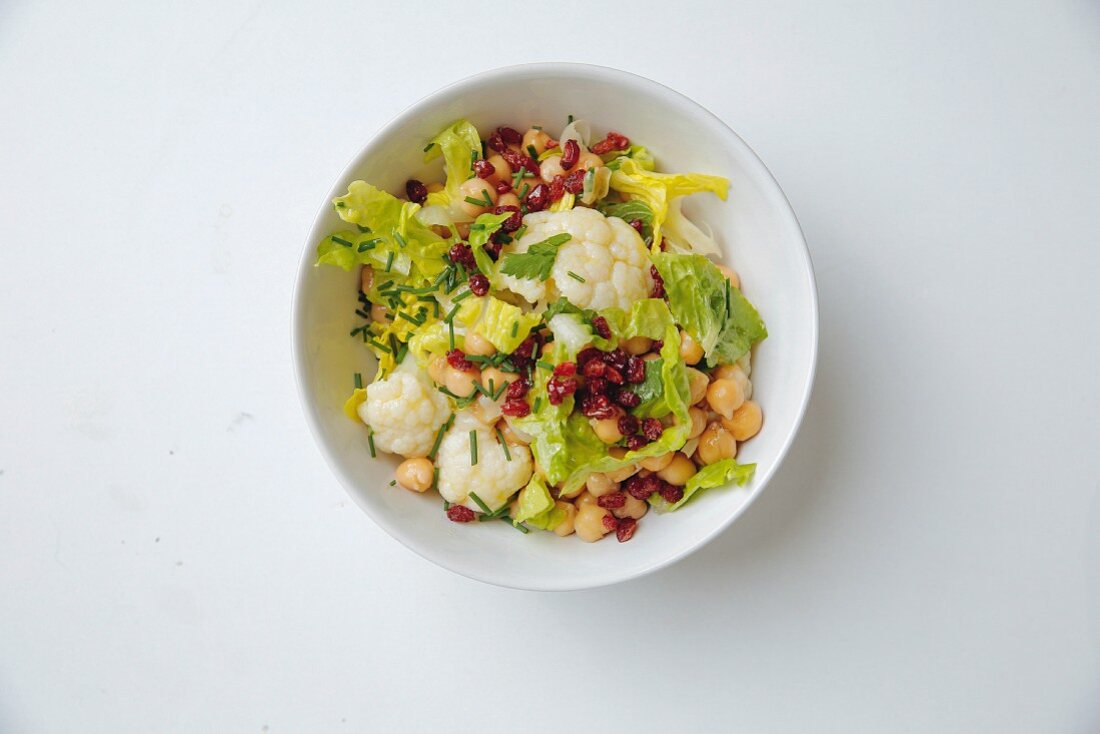 Cauliflower salad with chickpeas, cos lettuce and barberries