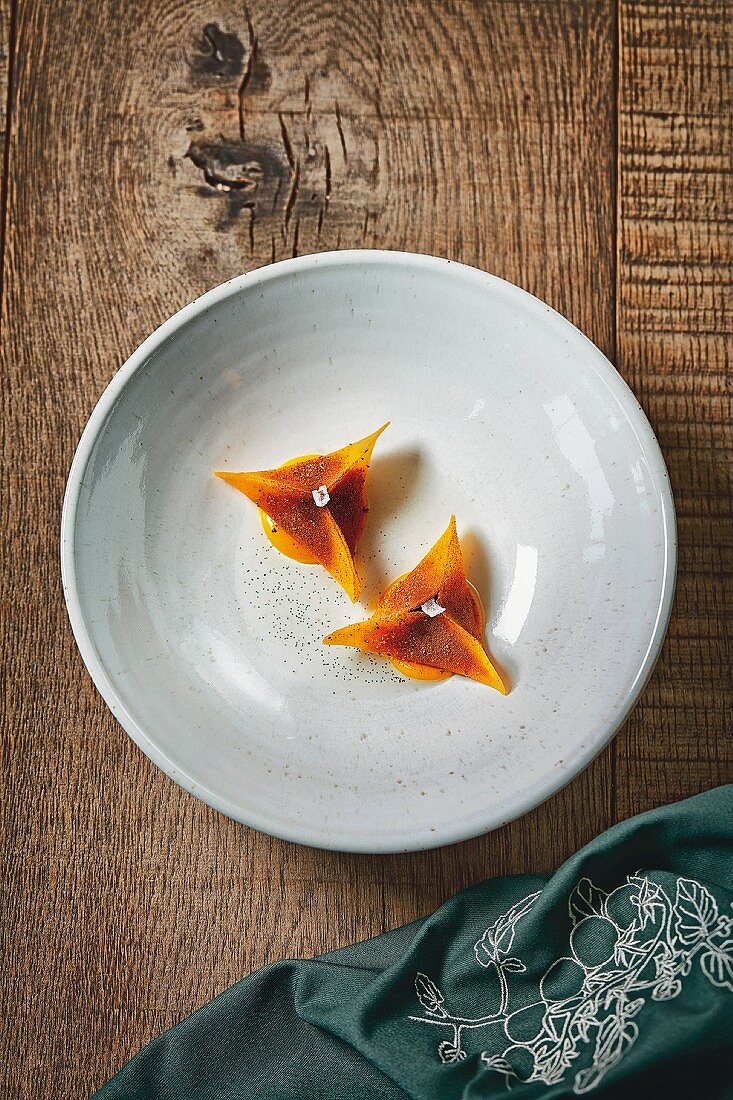 Gert De Mangeleer, Restaurant Less, butternut dim sum with langoustine tartare and vanilla