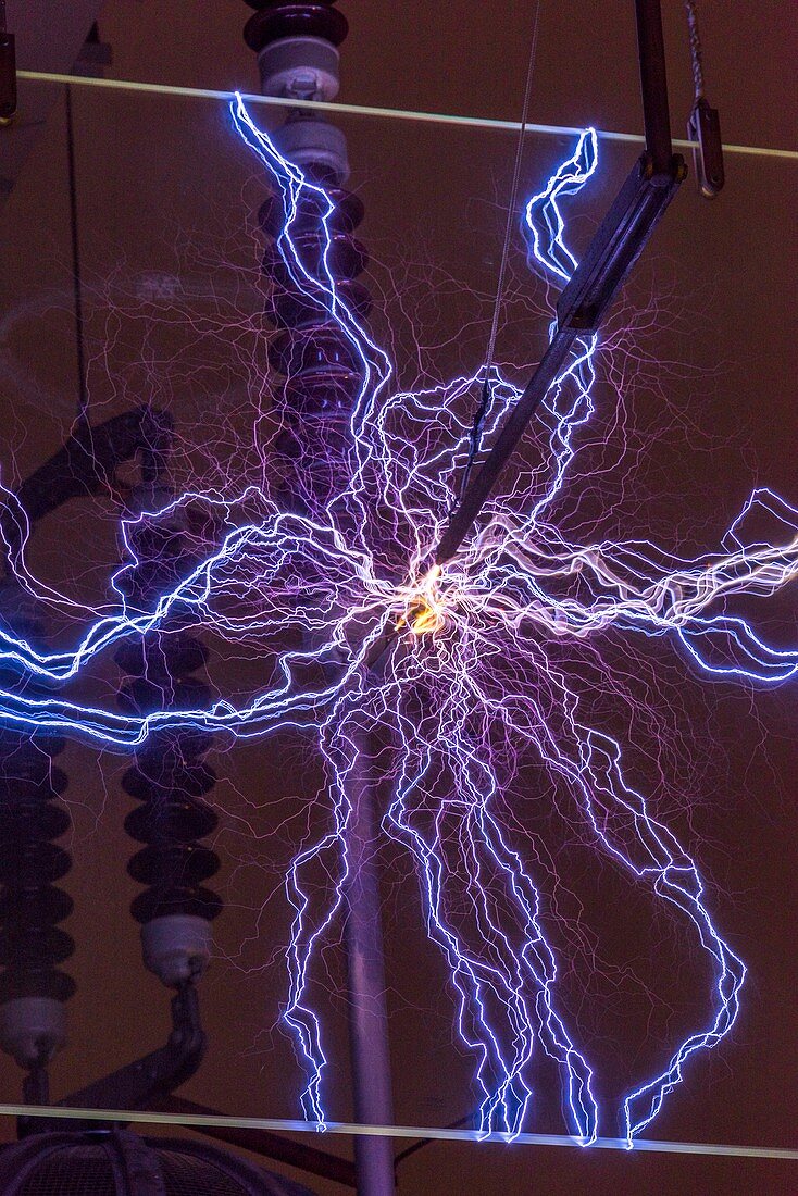 High voltage electrical discharge