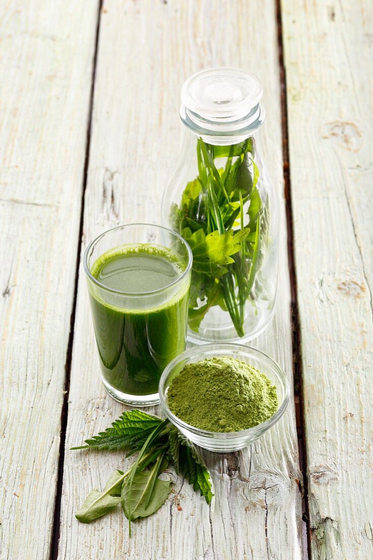 A green smoothie made from stinging nettles, wheatgrass and dandelion
