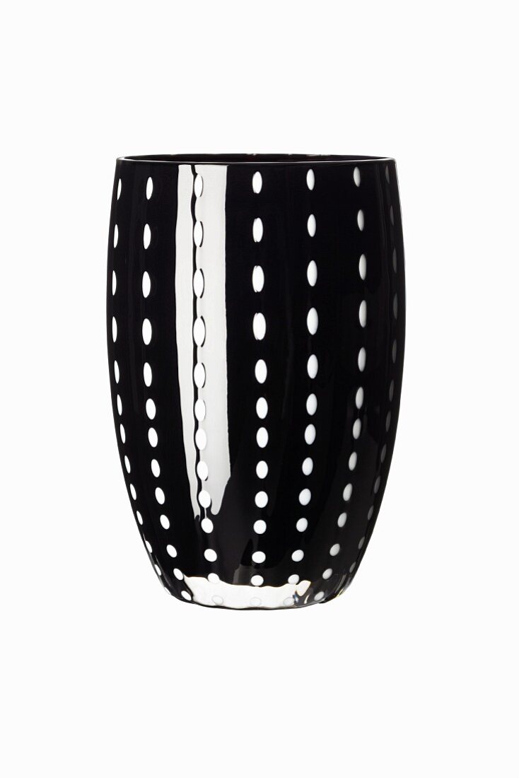 A black and white tumbler by Zafferano