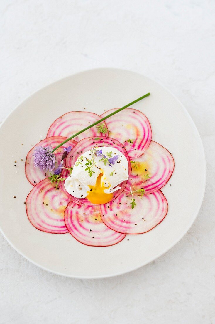 Beetroot carpaccio with a poached egg