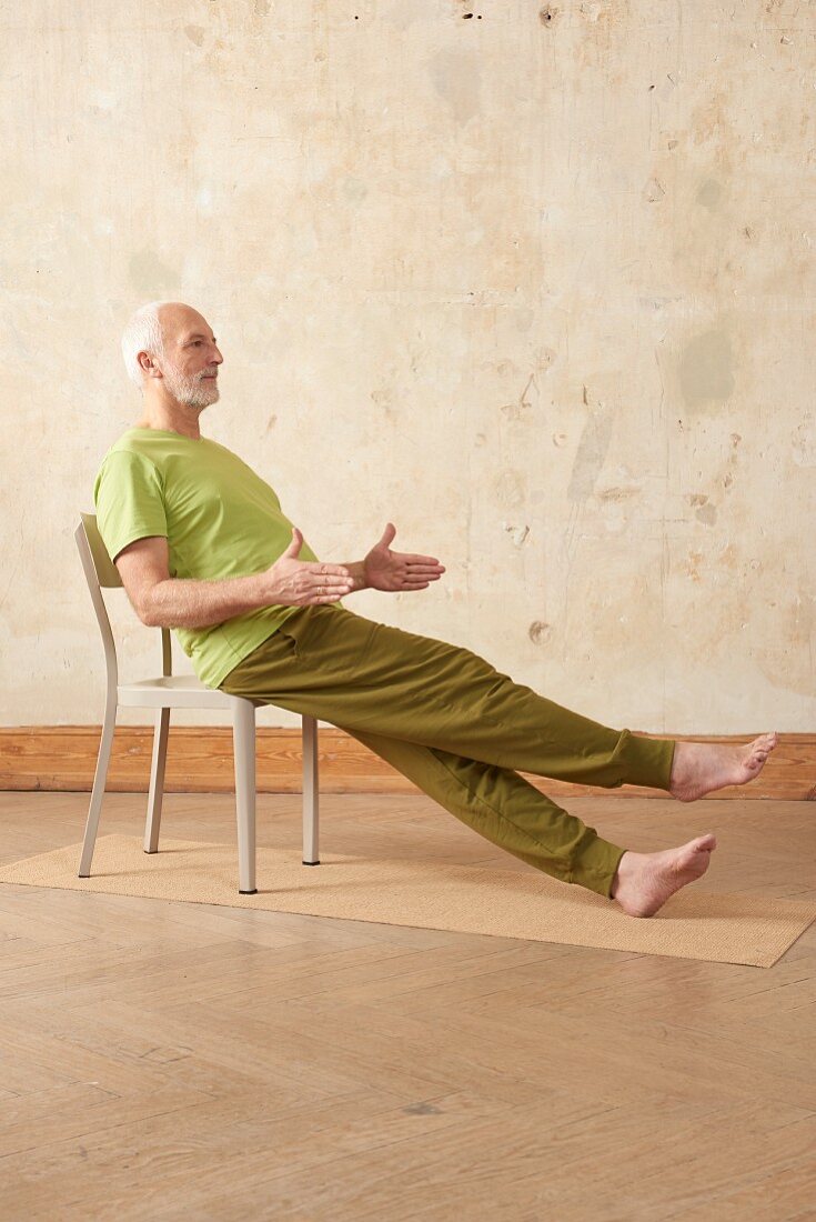 Half stretched position (yoga) – Step 2: legs crossed