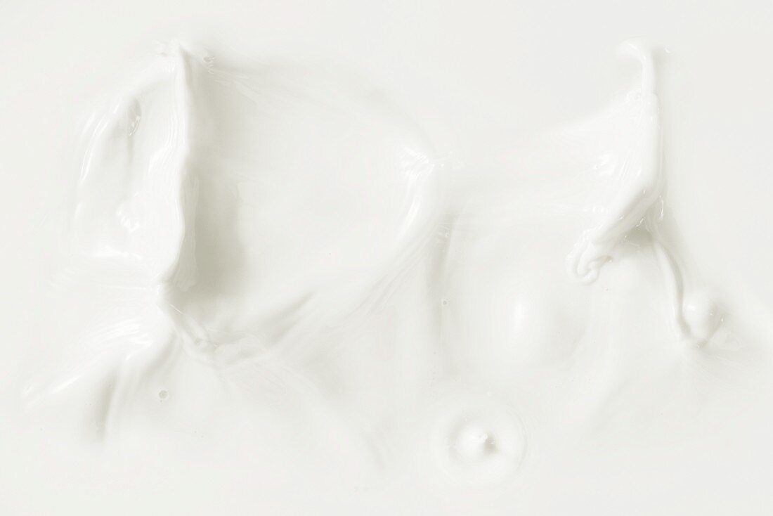 Waves in milk