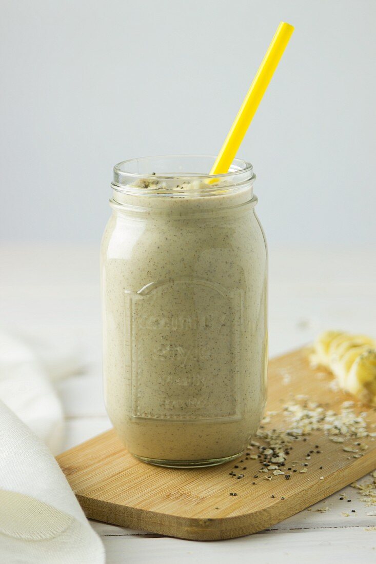 Banana smoothie with oats and chia seeds