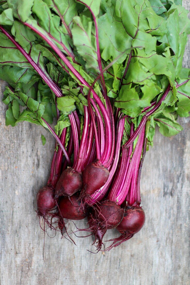 Fresh beetroot (seen from above)
