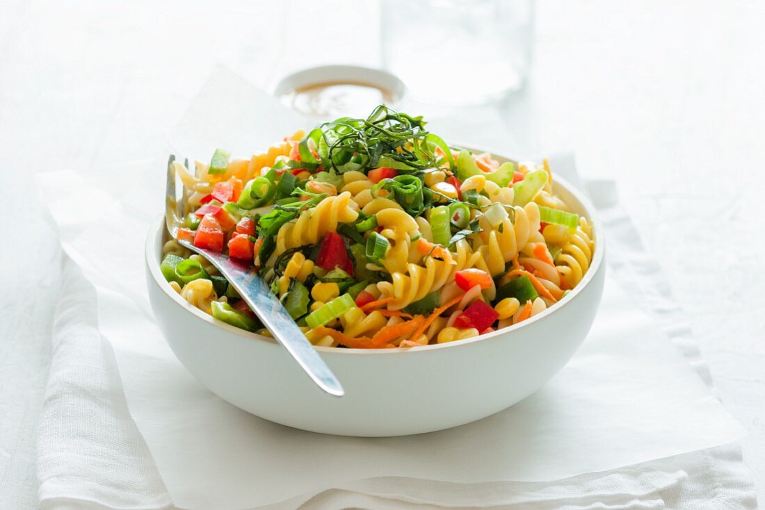 three-colored fusilli with vegetables (subject: pasta)