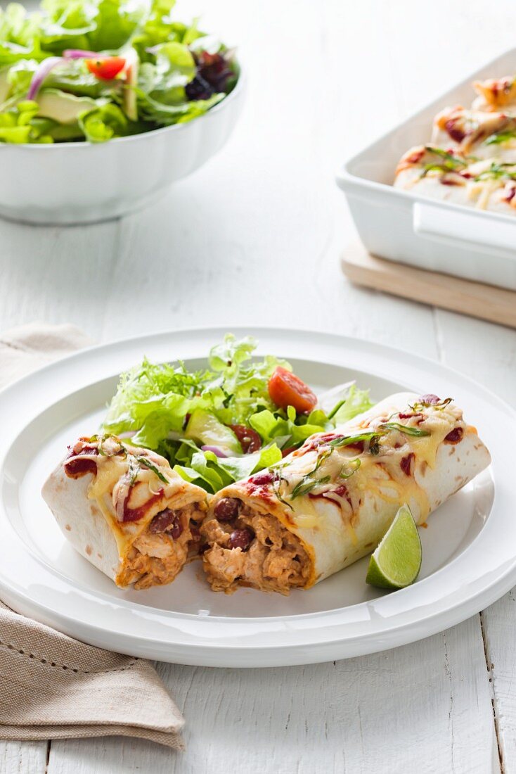 Burrito mit Hähnchen und Bohnen