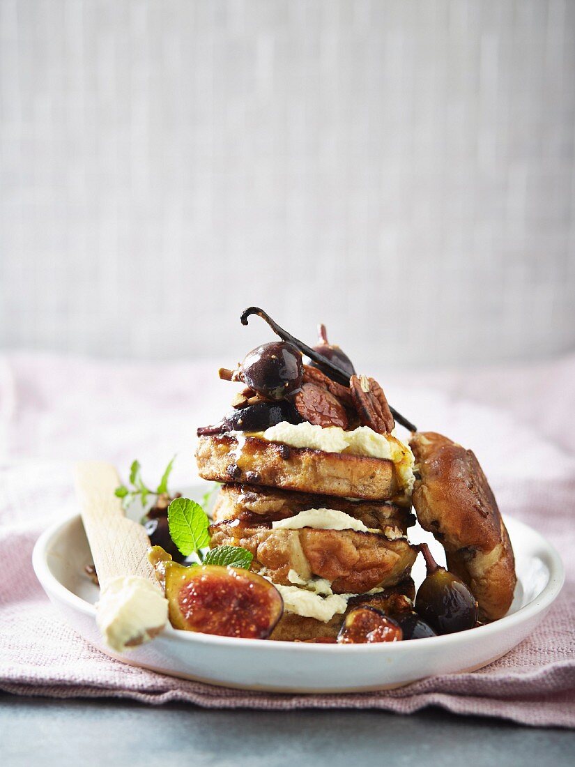 Hot cross bun French toast with maple syrup, vanilla cream and mascarpone