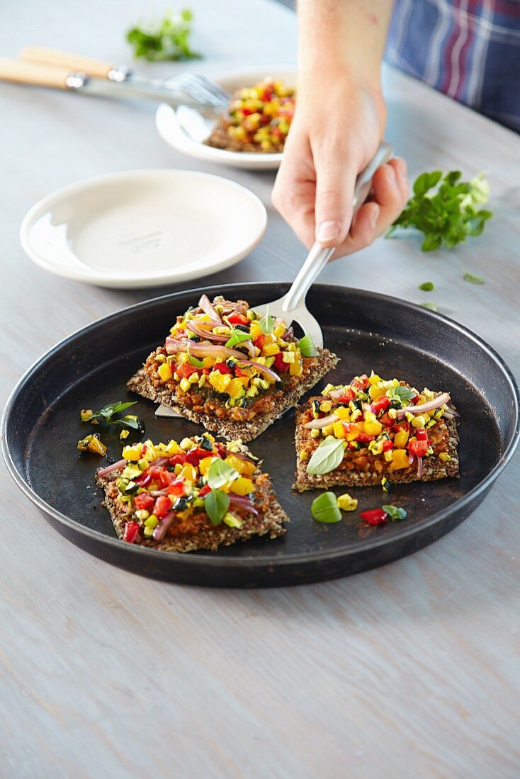 Quinoa pizza topped with vegetables