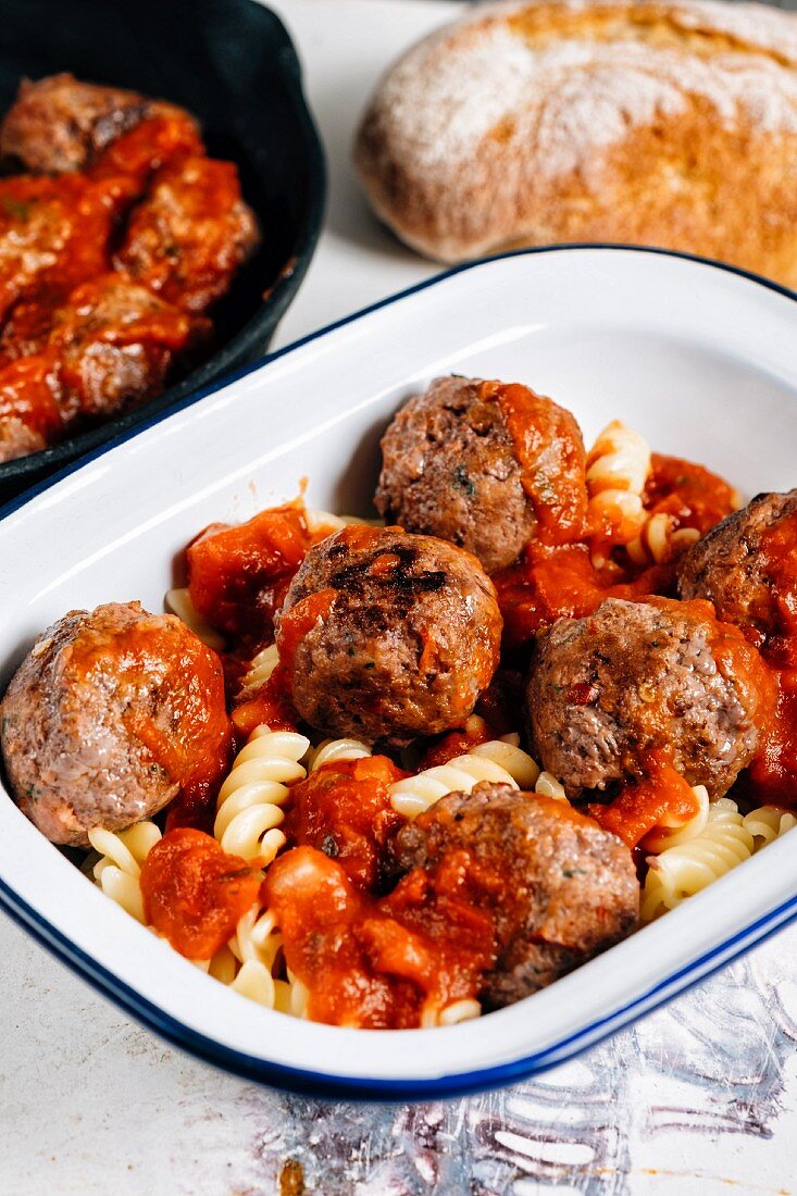 Fusilli pasta with meatballs and tomato sauce