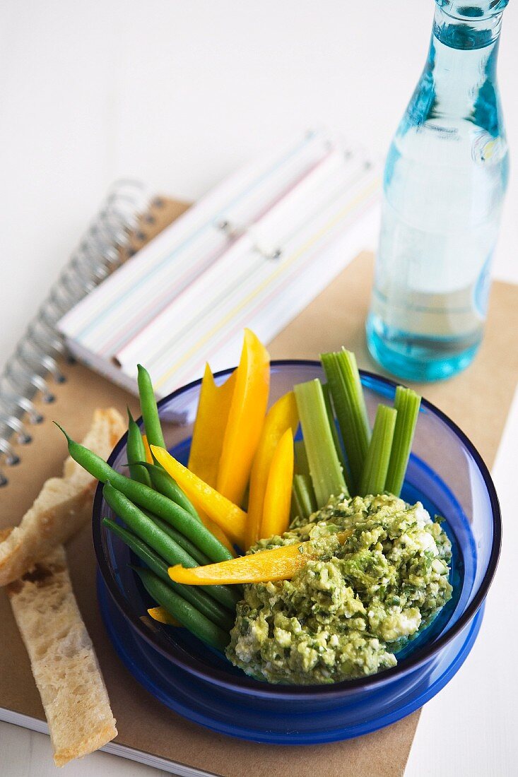 Avocado, Ricotta & Coriander Dip for Lunch