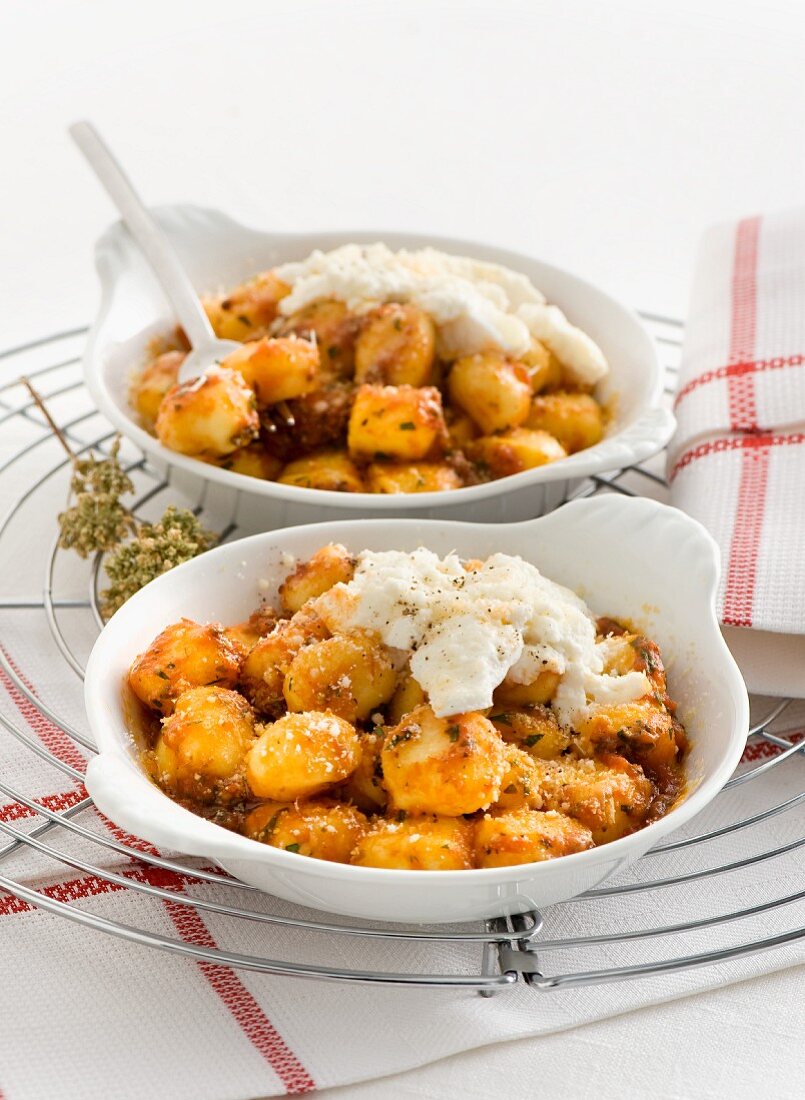 Gratinated gnocchi with ricotta and Pecorino cheese