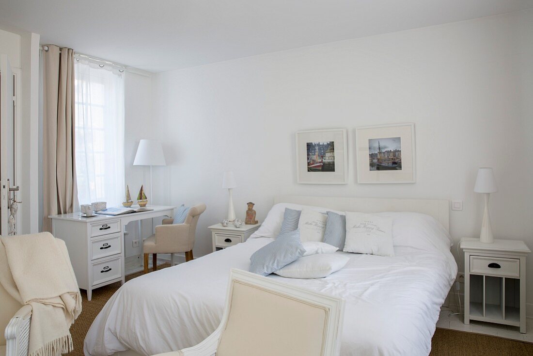 Desk in elegant country-house-style bedroom