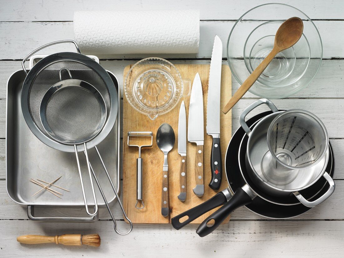 Kitchen utensils for preparing poultry