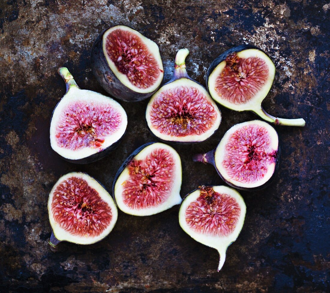 Halved fresh figs