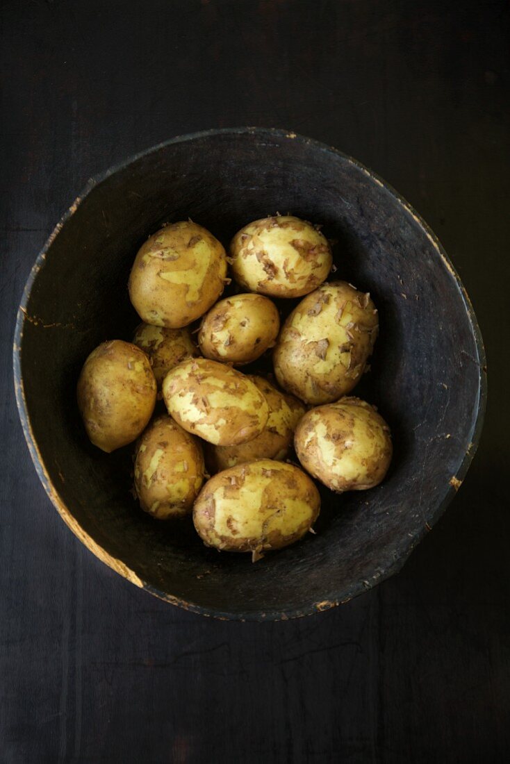 A bowl of Yukon Gold potatoes
