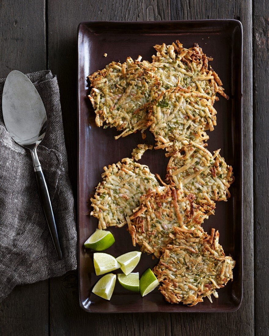 Malanga fritters with lime