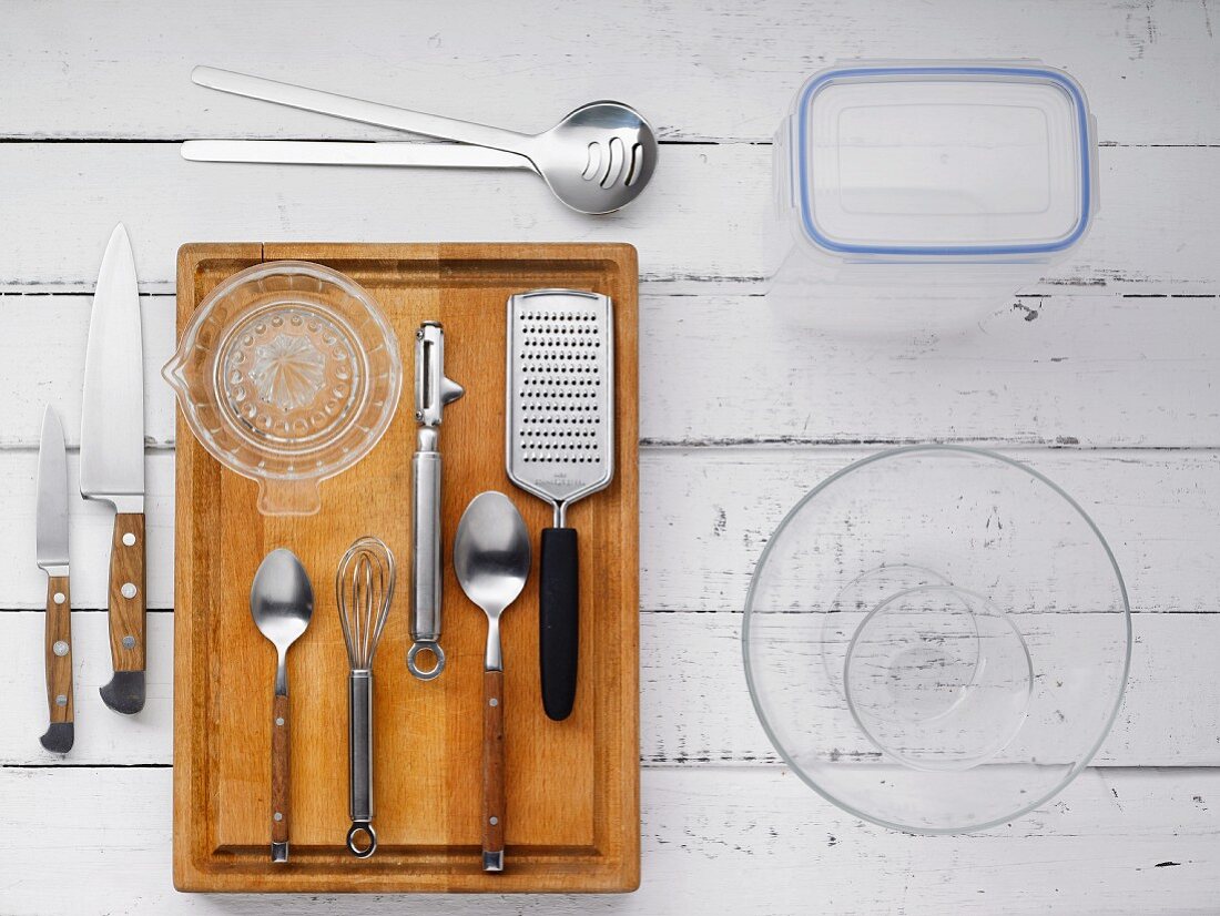 Utensils for making salad