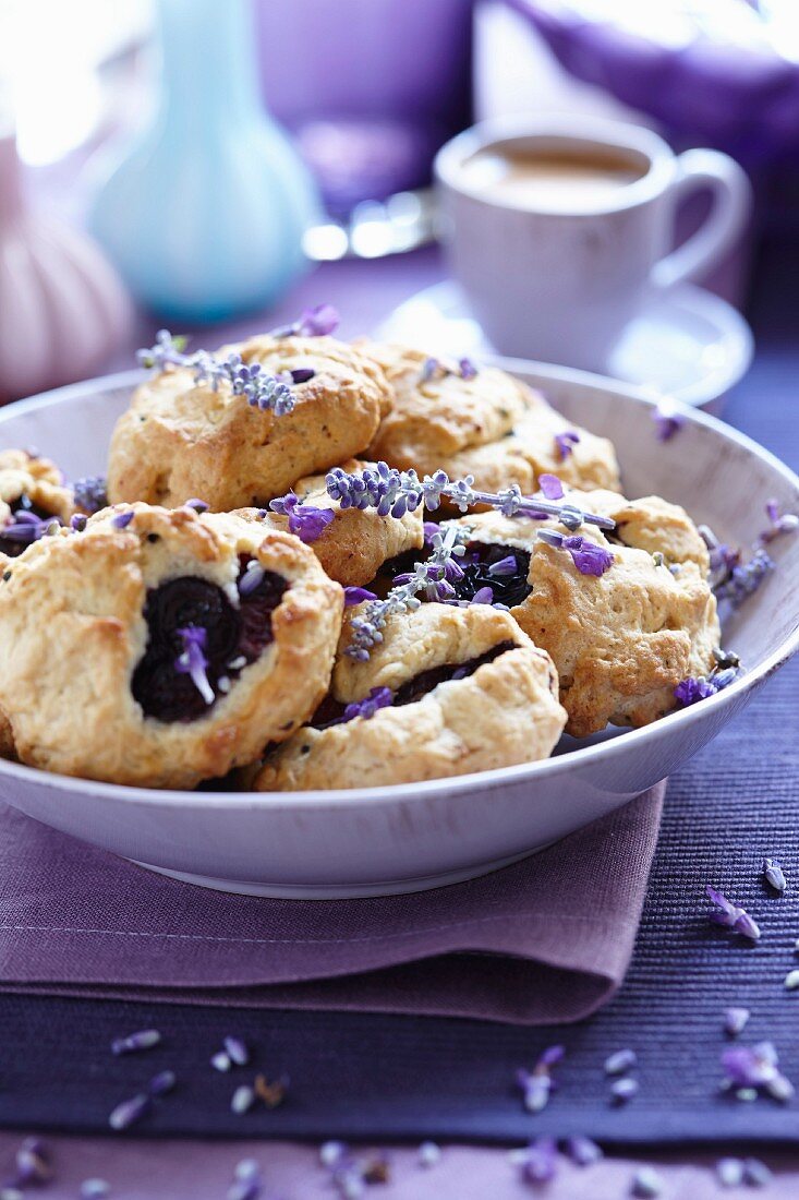 Blaubeer-Lavendel-Plätzchen