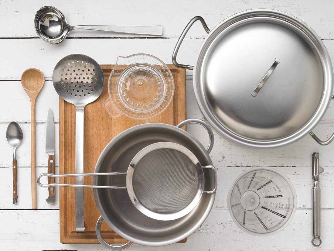 Kitchen utensils for preparing stock
