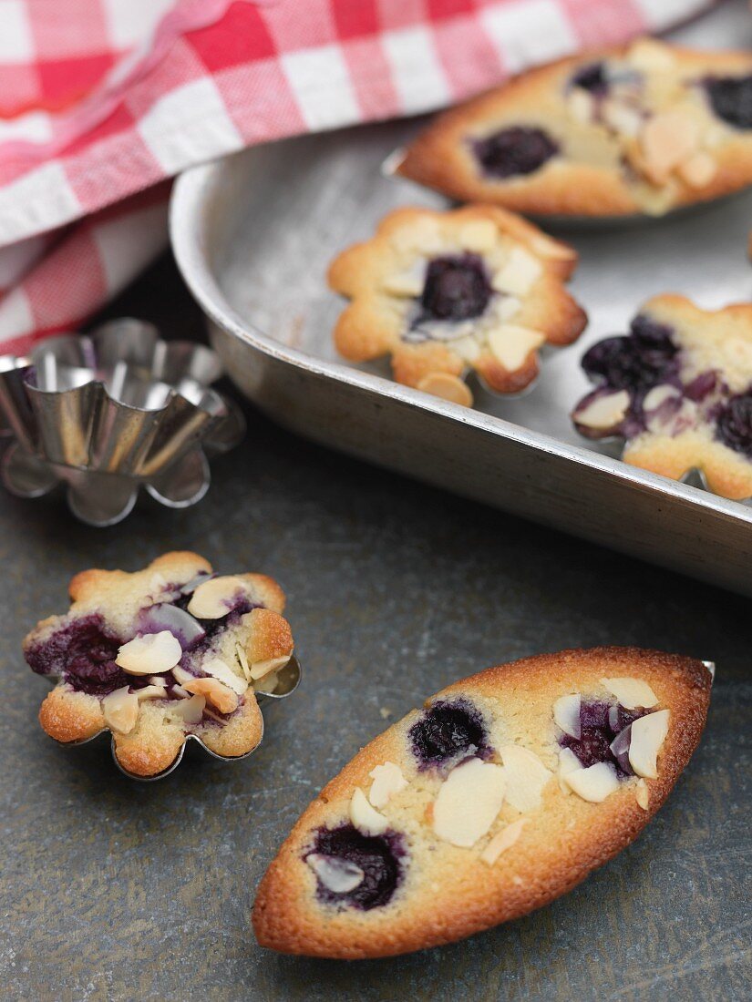 Blueberry & almond friands