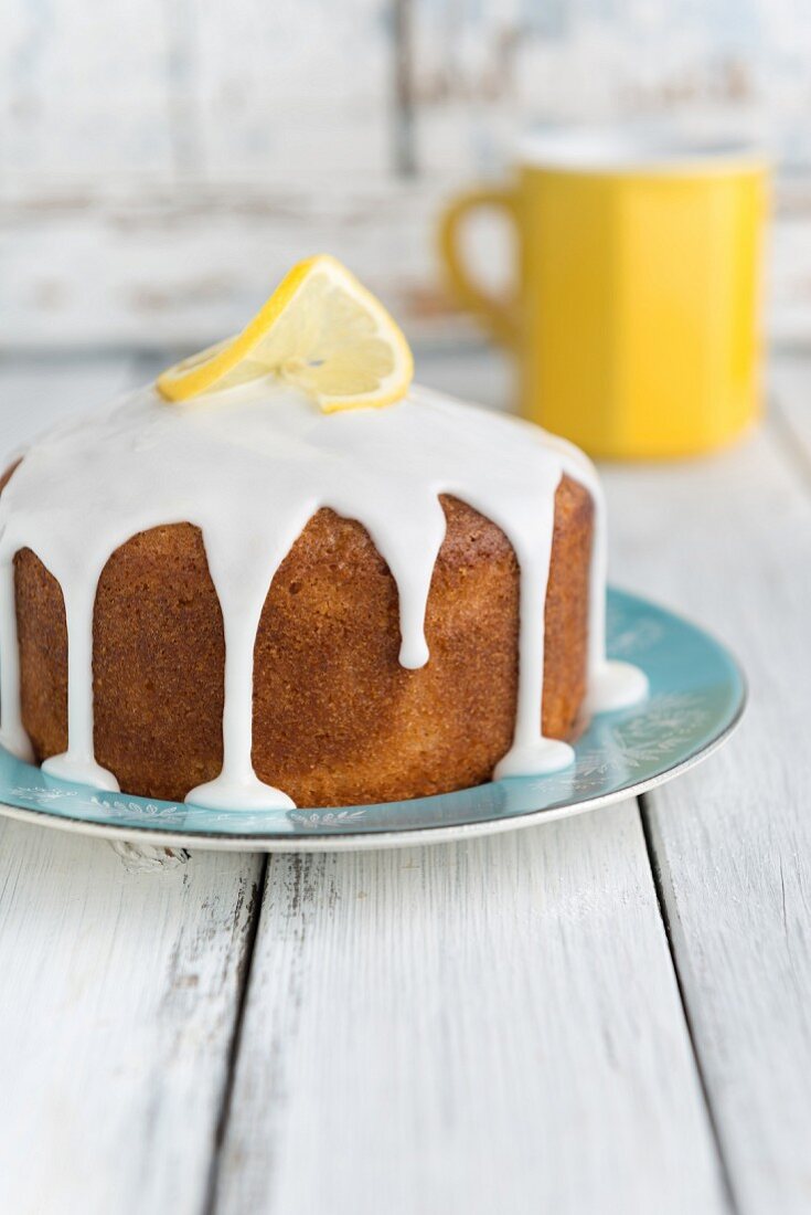 Vegan lemon drizzle cake with icing