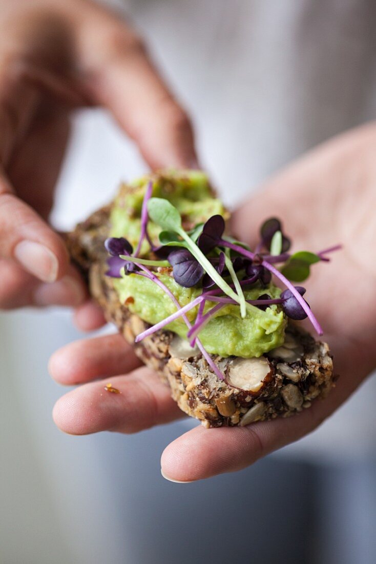 Chia bread with avocado, linseed and daikon cress (superfood)