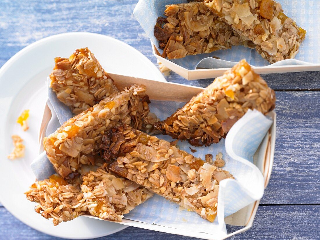Apricot and coconut bars with almonds