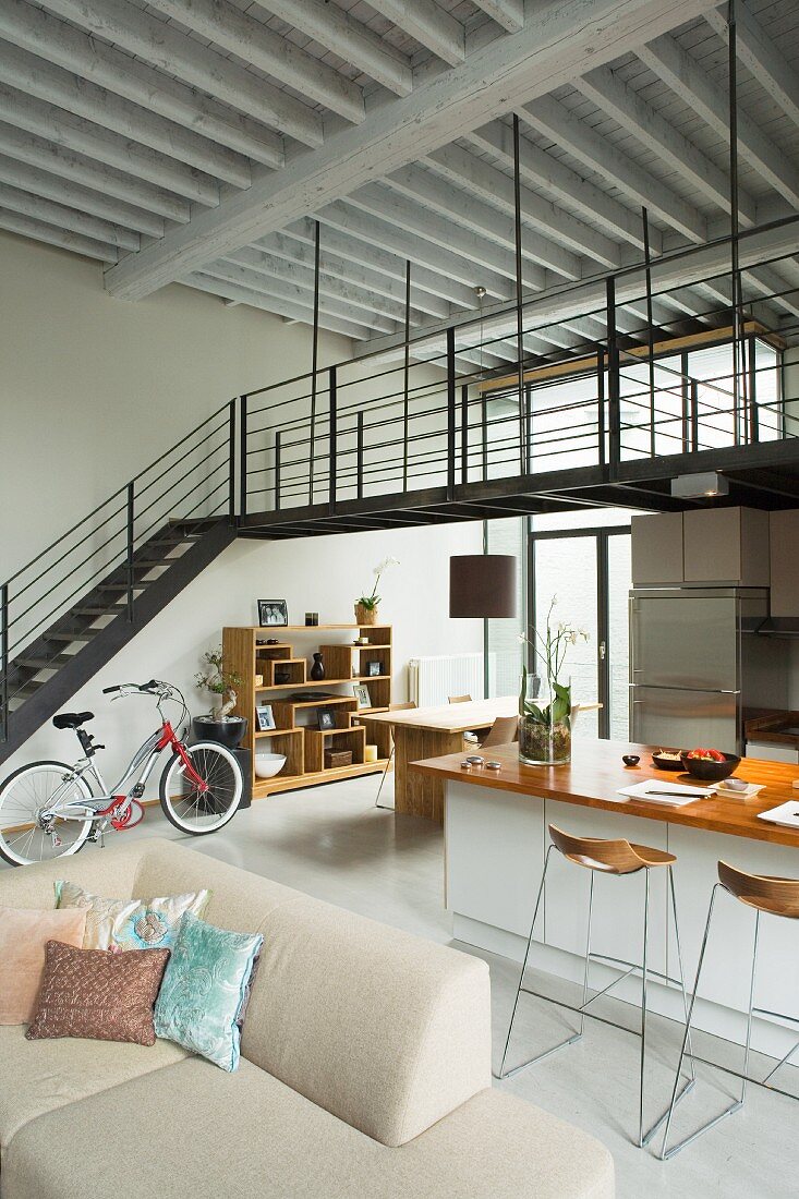 Loft mit Zwischenetage und offenem Wohnraum