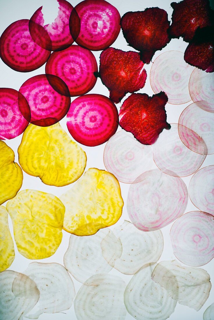 Different types of thinly sliced beetroot