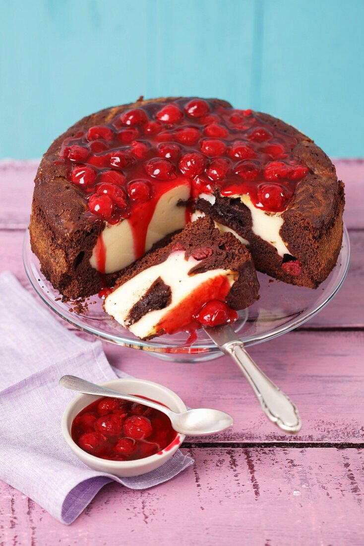 Chocolate cheesecake with cherries