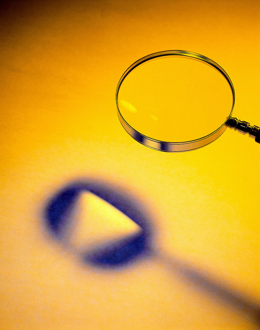 Magnifying Glass with Prism Shadow
