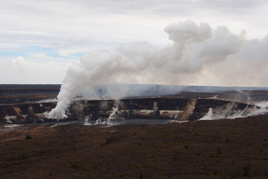Steam and gas eruption at Kilauea Volcano