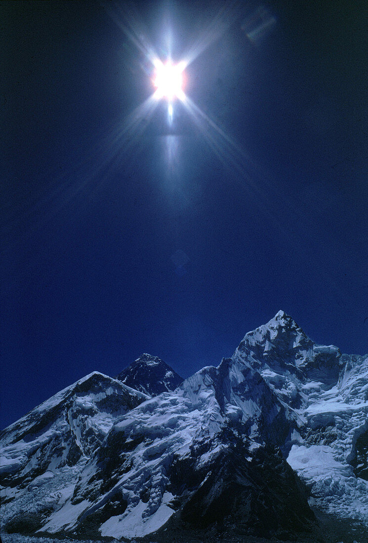 Sun above Everest