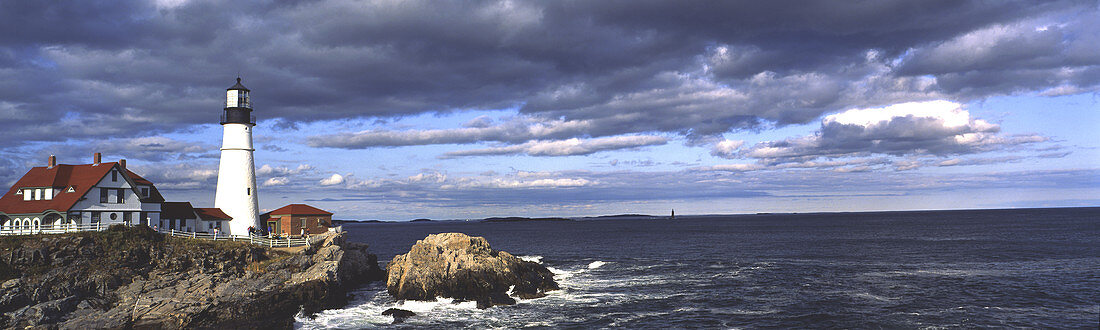 Port Head Lighthouse
