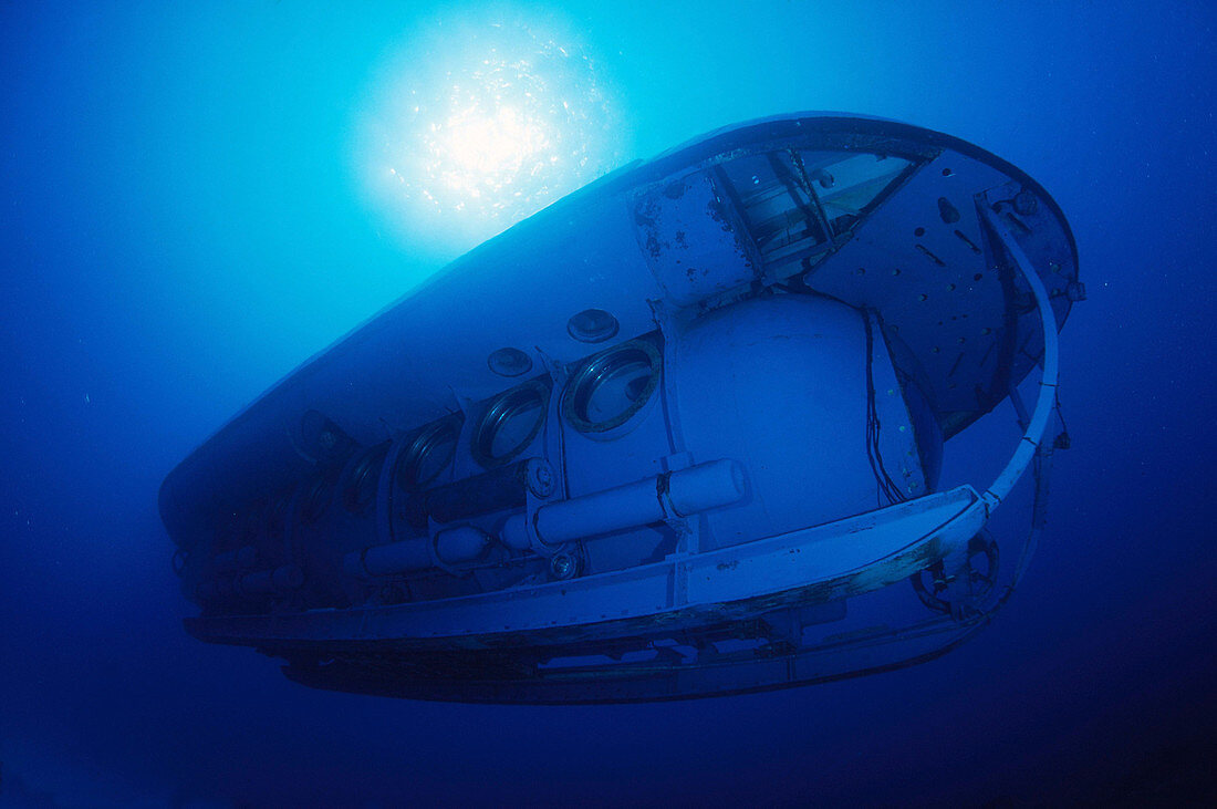 Atlantis Passenger Submarine