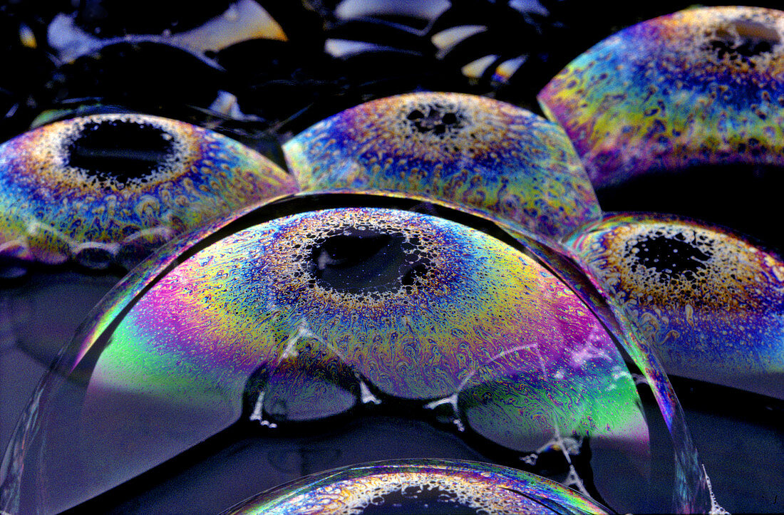 Light Refraction on Bubbles