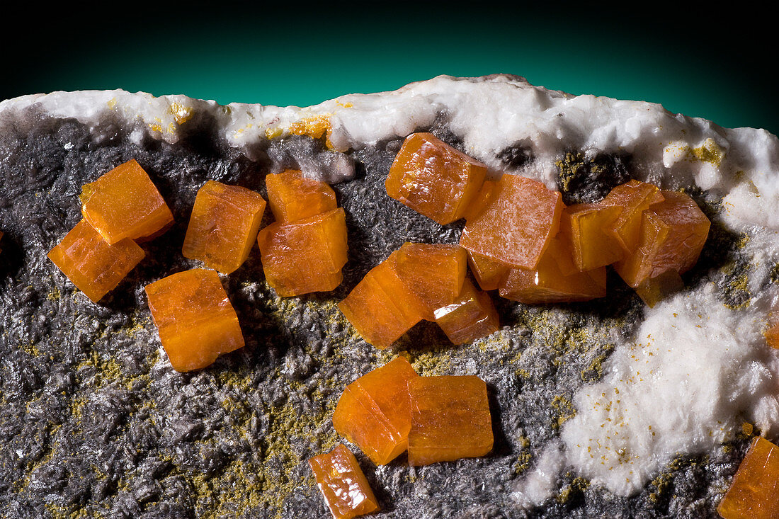 Wulfenite