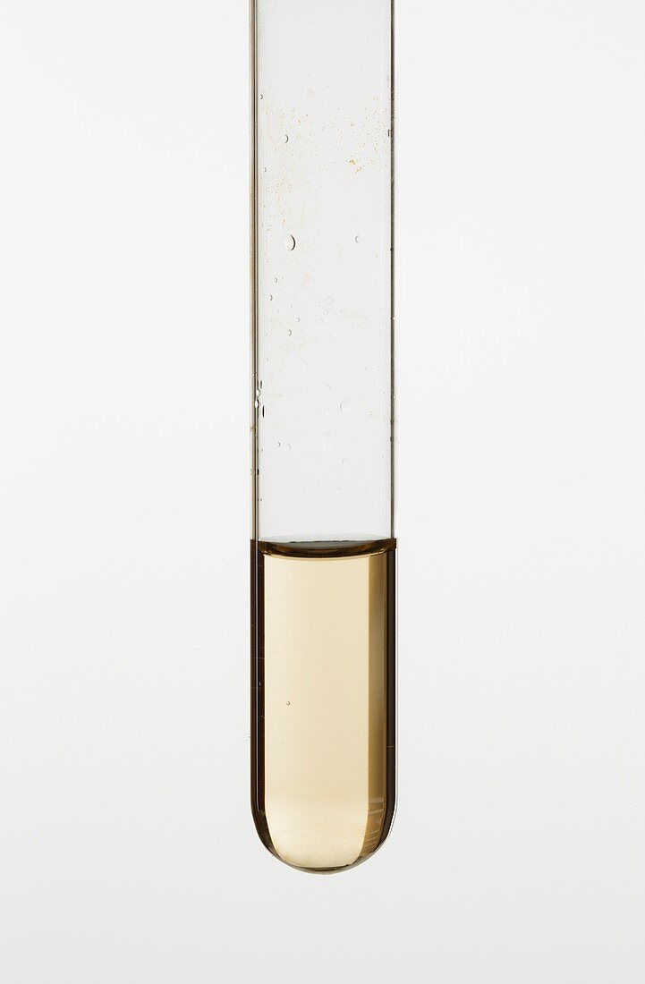 Iron (III) chloride solution