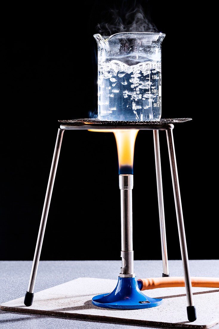 Boiling water with a Bunsen burner