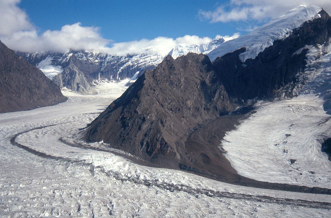 Glaciers Merging in Alaska