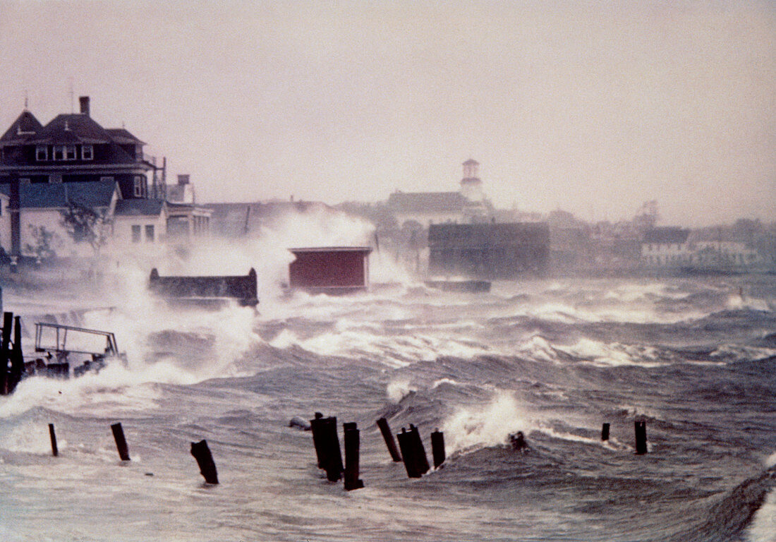 Hurricane Carol lashing into east coast of America