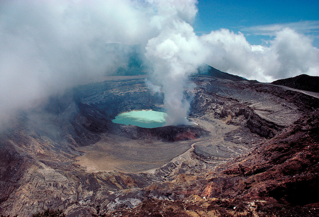 Poas volcano crater