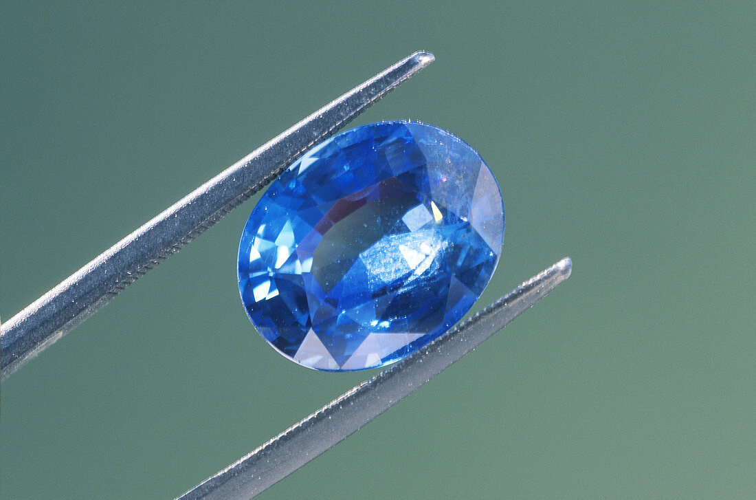 Oval cut sapphire