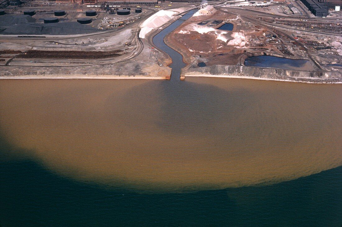 Sediment outflow in Lake Erie