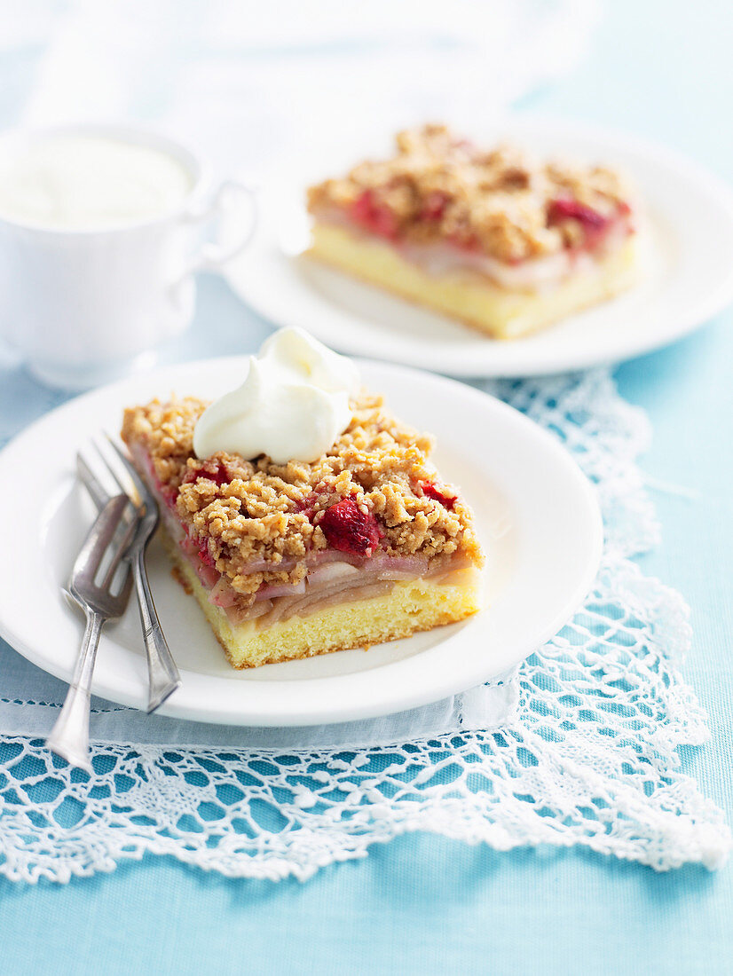 Pear and Raspberry Streusel Slice