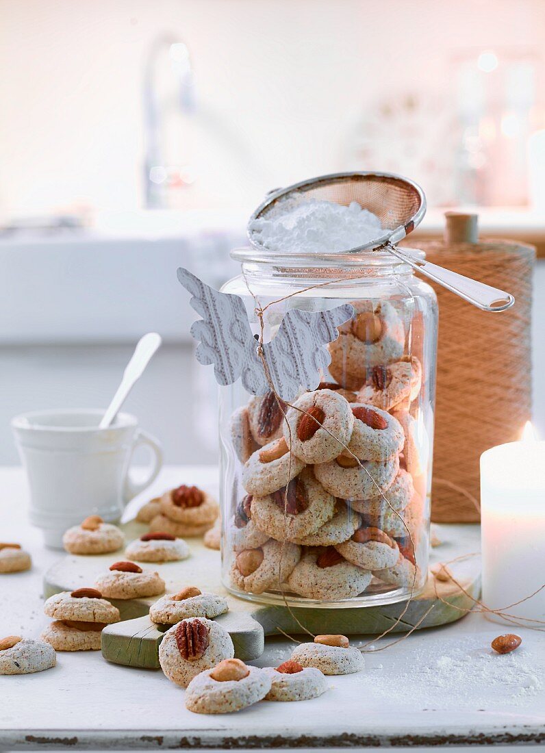 Nut macaroons with icing sugar