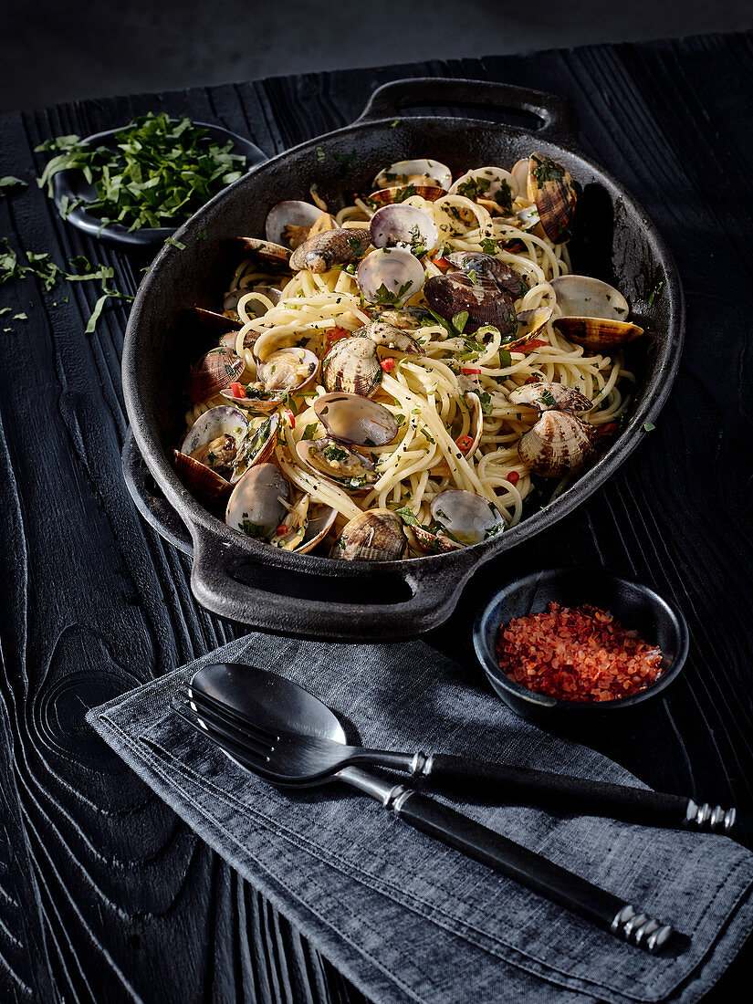 Spaghetti alle vongole (Italy)