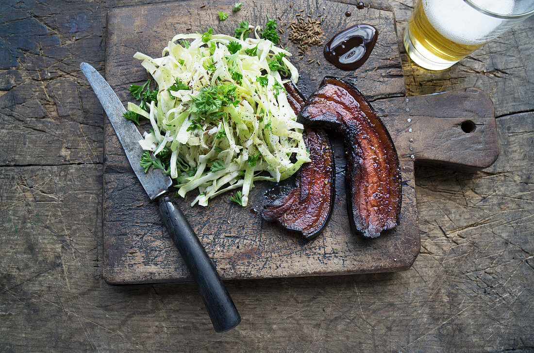 Fried bacon with pointed cabbage slaw